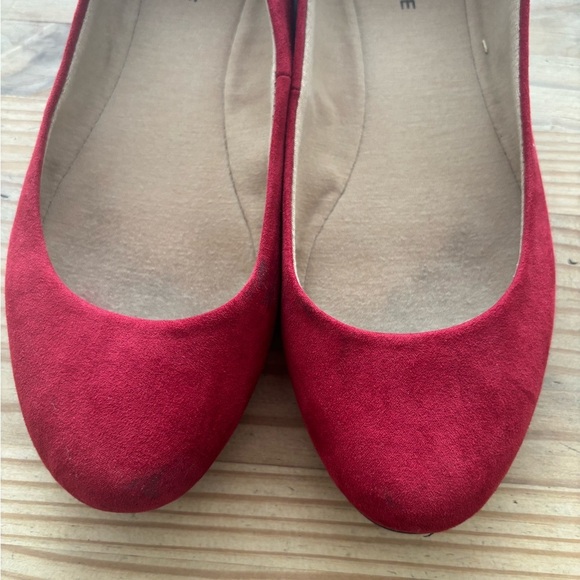 Sun + Stone Red Flats Classic Loafers - Picture 2 of 6